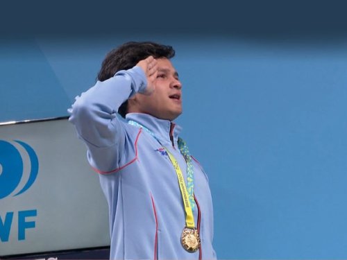 Gold medalist Jeremy Lalrinnunga for Weightlifting match in Birmingham 2022 commonwealth games salute