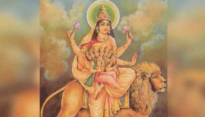 Navratri में पांचवें दिन मां दुर्गा के स्कंदमाता (Skandmata) रूप की पूजा क्यों की जाती है (Why Skandmata form of Maa Durga is worshiped on the fifth day of Navratri)