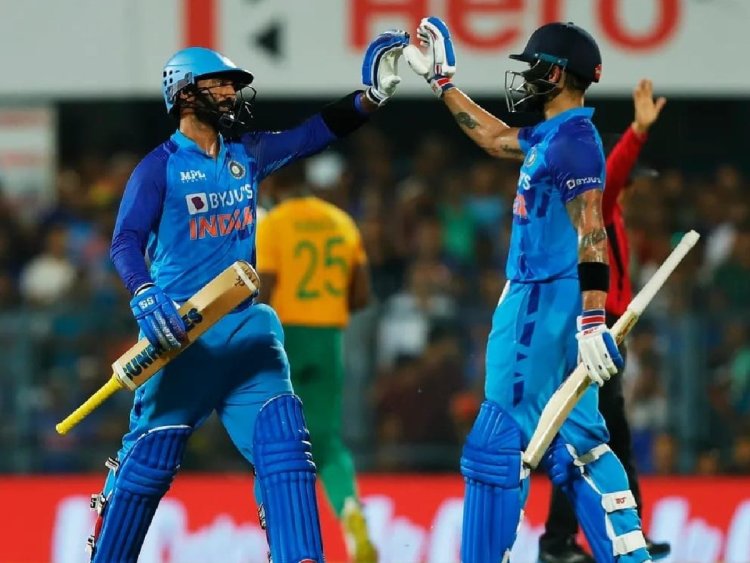 India & South Africa 2nd T20 Match: Virat Kohli ने जीता दिल, टीम के लिए दी कुर्बानी, Video Viral