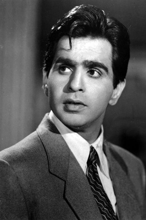 Why Dilip Kumar had to sell sandwich in Pune, his nickname is related to "Chiku"