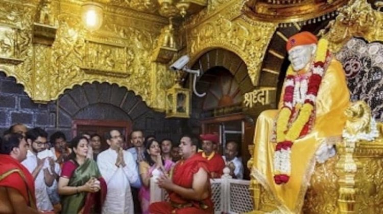 Sai Baba Temple- नए साल में टूट गया शिरडी में चढ़ने वाला डोनेशन का रिकॉर्ड